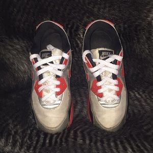 NIKI AIR MAX COLLEGE SHOES FOR KIDS